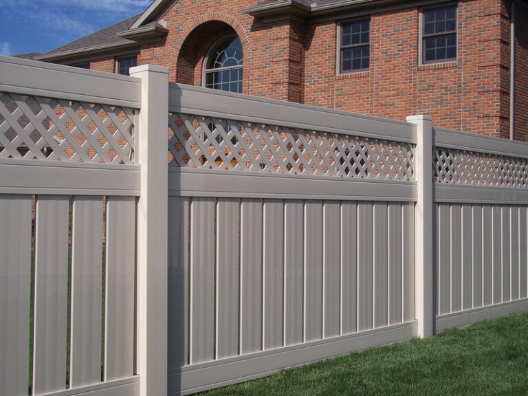 Vinyl Semi-Privacy Fences | Swiss Valley Fence