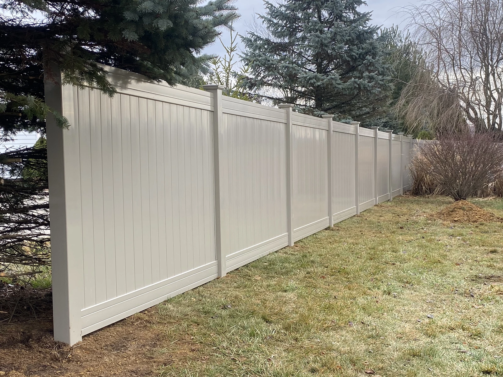 Vinyl Privacy Fence Installed By Swiss Valley Fence, Millersburg