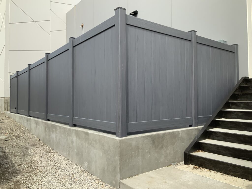 Elyria Vinyl Privacy Fence, Installed By Swiss Swiss Valley Fence.