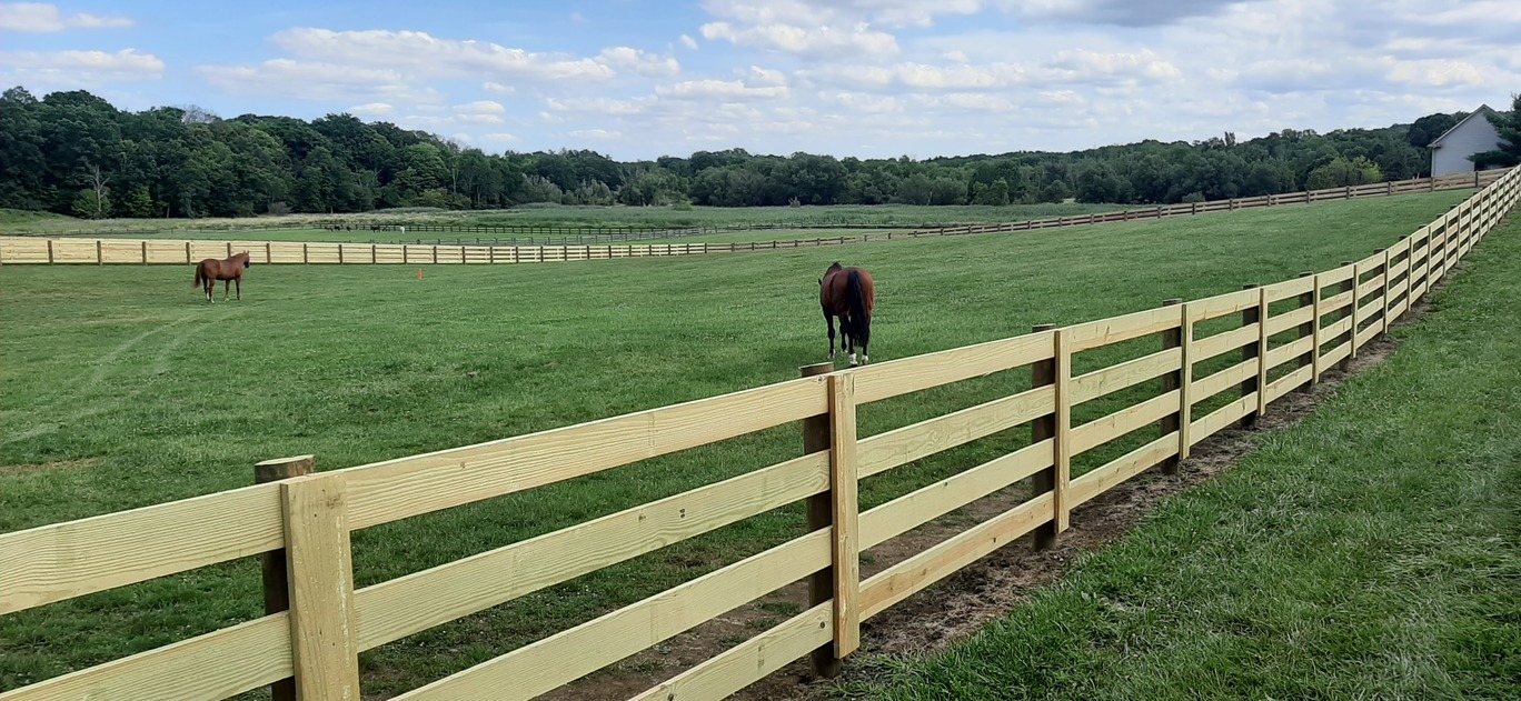 Board Fence Installed By Swiss Valley Fence. Dundee