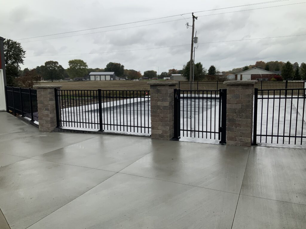 Aluminum Fence, installed by Swiss Valley Fence. Belpre Ohio.